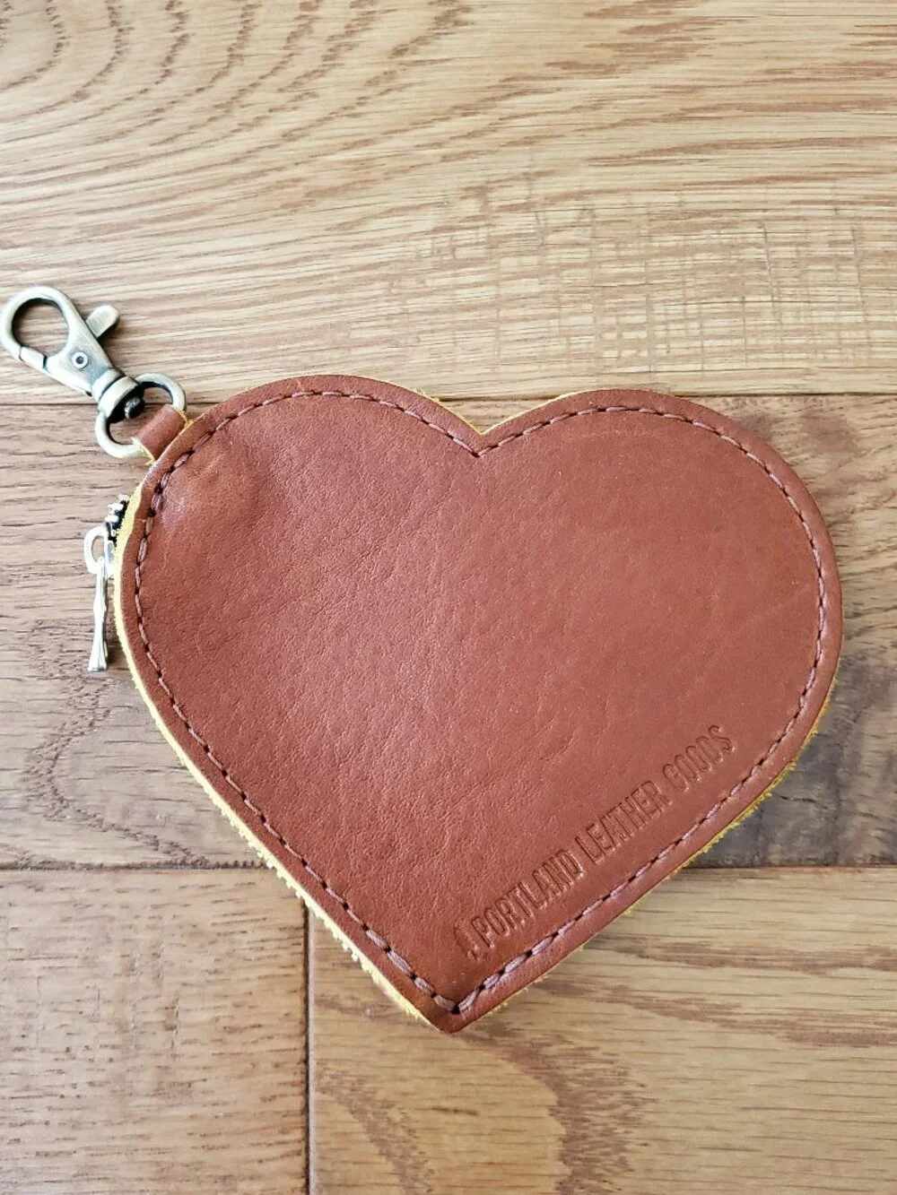 BNNU Portland Leather Honey Heart Pouch